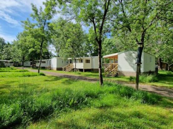 Mobilhome 18 m² (2 habitaciones) + terraza cubierta