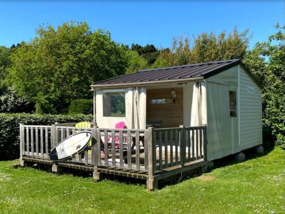 CABAÑA DEL SURFISTA - 2 habitaciones (sin baños)