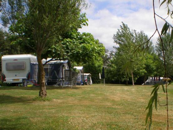 Camping Pitch Tent, Caravan, Campervan (YN2)