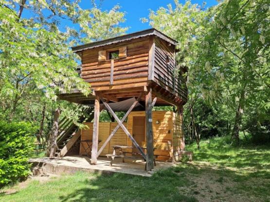 Cabaña en los árboles