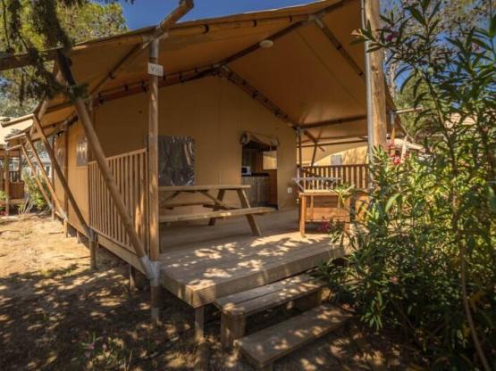 Cabane aire acondicionado