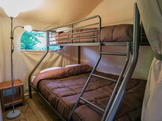 Tienda lodge premium Miércoles