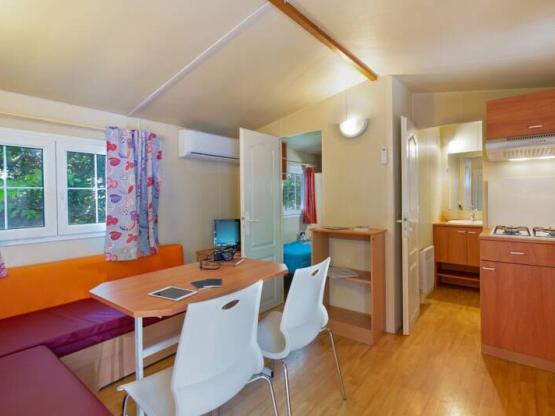 Mobilhome ZOLA 28 m2  aire acondicionado +10 anos- 2 habitaciones - Terraza 15m2