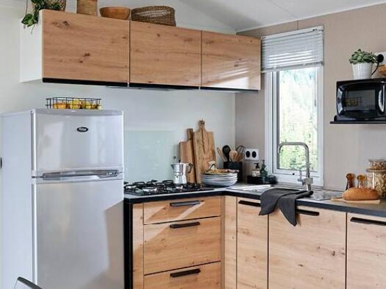 PREMIUM + 2 Habitaciones terraza de madera + Tejadillo