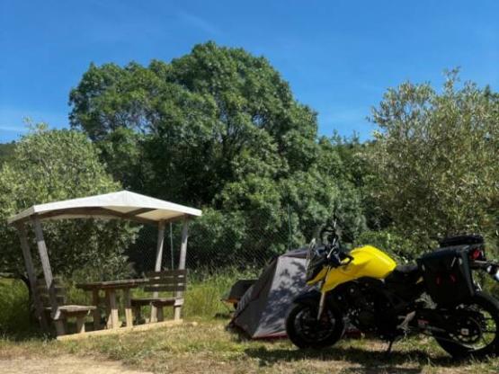 Nature Package - small tent only - no electricity - ideal for soft mobility + picnic table