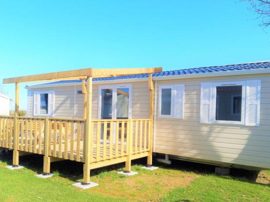 Stacaravan  Eva 40 -  4 slaapkamers - 40m²