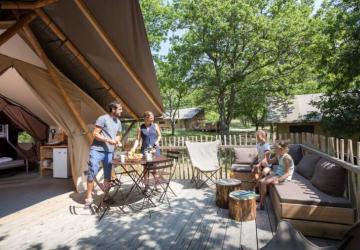 Huttopia Pays de Condrieu