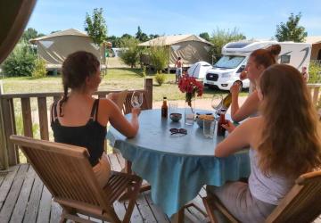 Flower Camping Loire et Châteaux