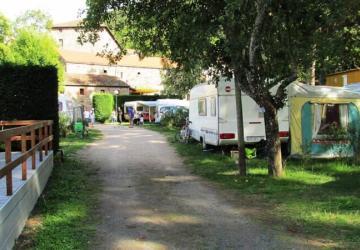 Camping Les Eaux Vives