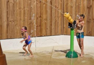 Flower Camping Les Rives de l'Aygues