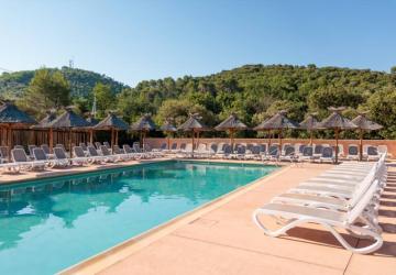 Camping La Pinède