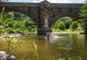 Flower Camping Le Pont du Tarn