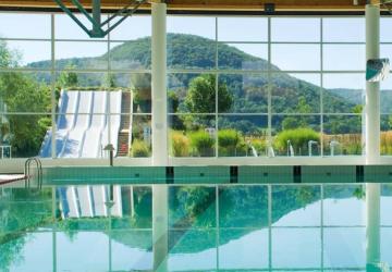 Domaine La Roche D'Ully ****