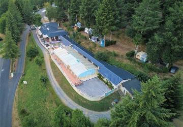 Flower Camping Le Belvédère - Auvergne - Cantal