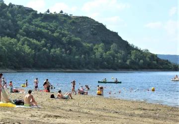 Flower Camping Le Belvédère - Auvergne - Cantal