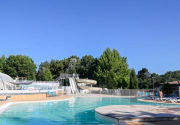 Camping Nature L'Airial****