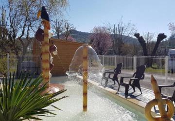 Camping LES CALQUIERES