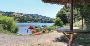 Flower Camping du Lac de Saint Point  Lamartine - Saône et Loire - Bourgogne du Sud 